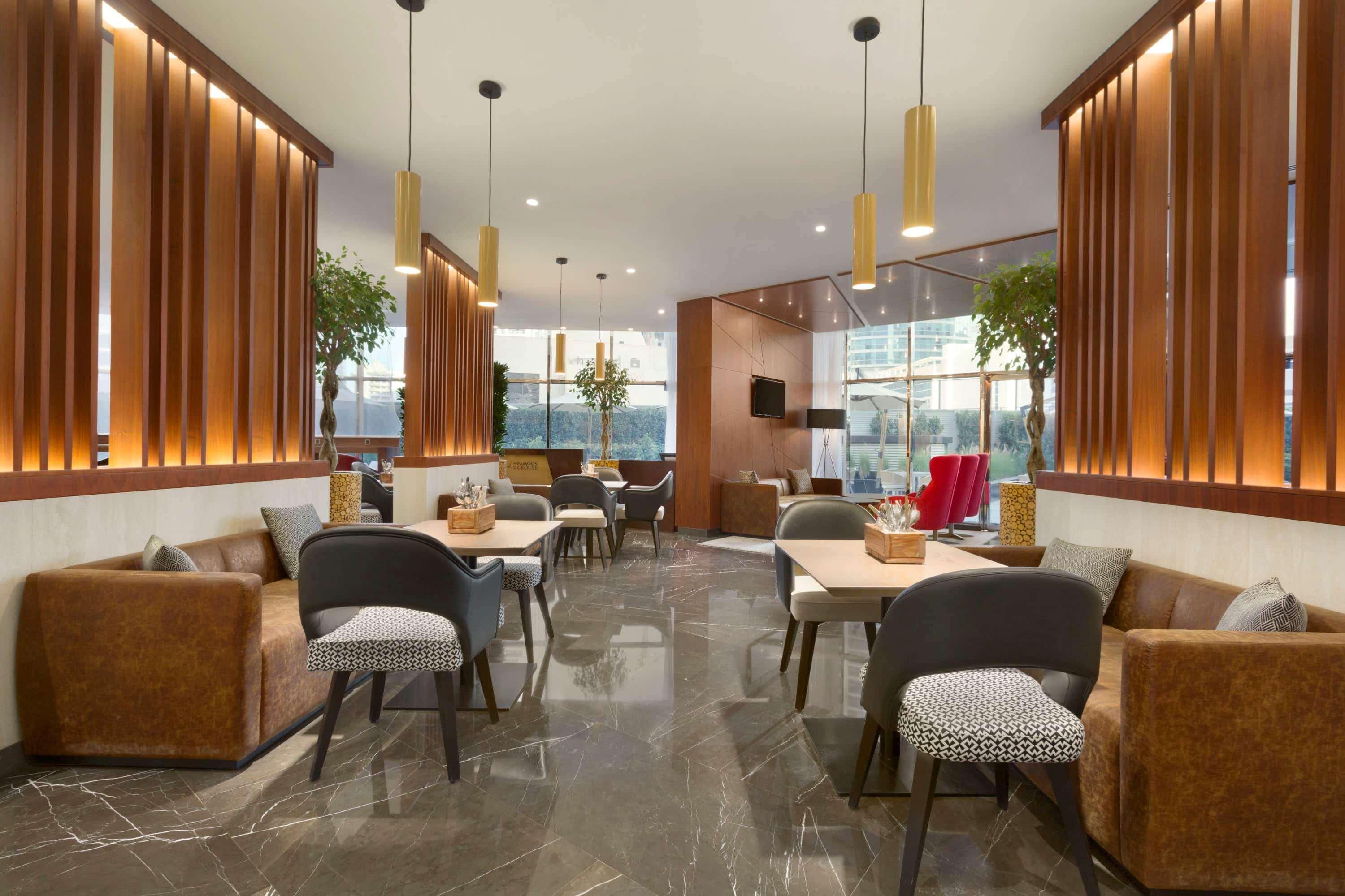 Hotel Tryp By Wyndham Dubái Exterior foto Interior of the hotel